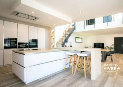 Grande maison moderne dans l'Ain