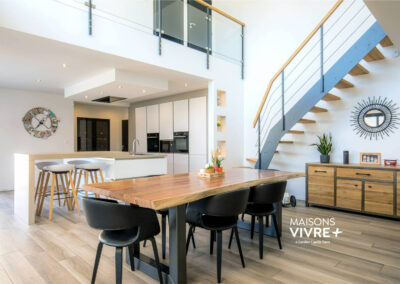 Grande maison moderne dans l'Ain