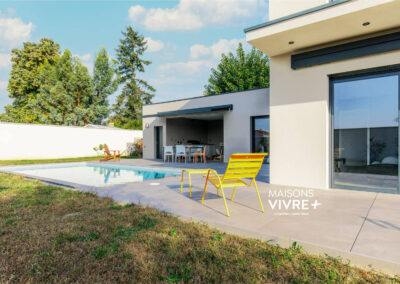 Maison contemporaine à Reyrieux