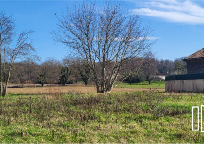 TERRAIN DE 343.81 M² A REYRIEUX POUR VOTRE MAISON SUR MESURE